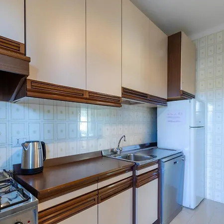 282 - Casa Boscobello, Terrazzo Vista Mare E Parcheggio Privato A 15 Minuti A Piedi Dal Teatro Ariston Apartamento *
