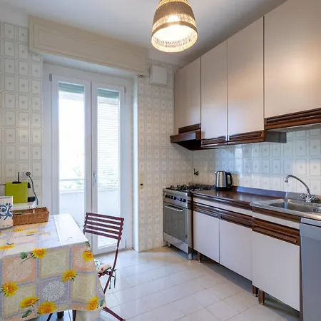 282 - Casa Boscobello, Terrazzo Vista Mare E Parcheggio Privato A 15 Minuti A Piedi Dal Teatro Ariston San Remo