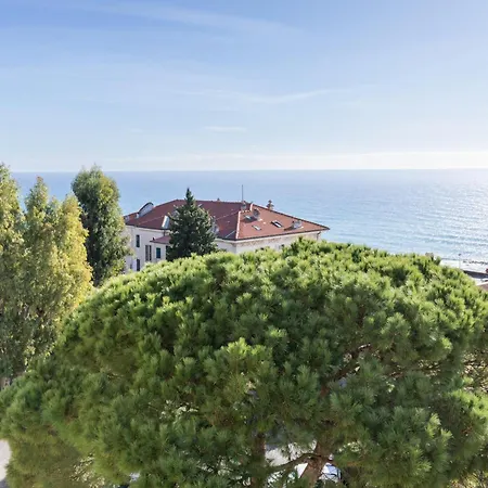 282 - Casa Boscobello, Terrazzo Vista Mare E Parcheggio Privato A 15 Minuti A Piedi Dal Teatro Ariston