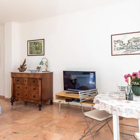 公寓 282 - Casa Boscobello, Terrazzo Vista Mare E Parcheggio Privato A 15 Minuti A Piedi Dal Teatro Ariston