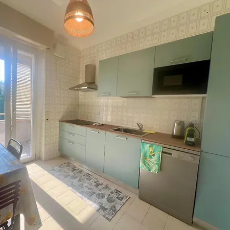 아파트 282 - Casa Boscobello, Terrazzo Vista Mare E Parcheggio Privato A 15 Minuti A Piedi Dal Teatro Ariston *