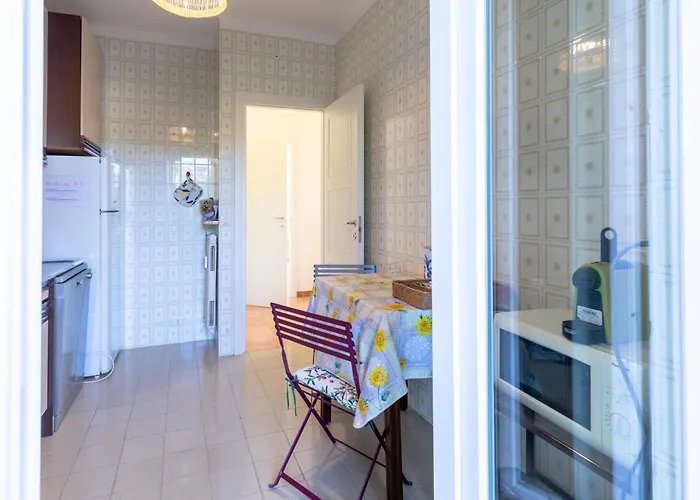 282 - Casa Boscobello, Terrazzo Vista Mare E Parcheggio Privato A 15 Minuti A Piedi Dal Teatro Ariston Lejlighed